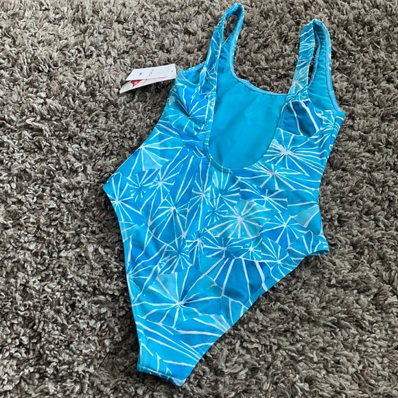 RVCA scoop back one piece swimsuit - Picture 3 of 7